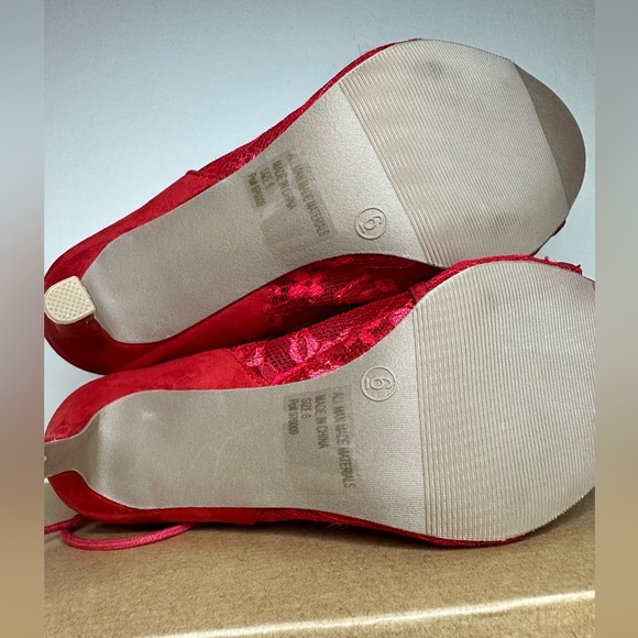 Red Wrap Around Ankle Lace Up Heels / Charlotte Russe - Picture 7 of 13